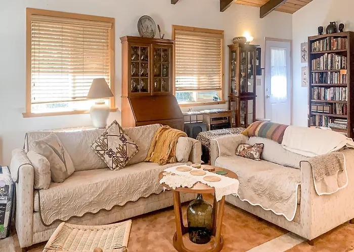 Holiday Hideaway